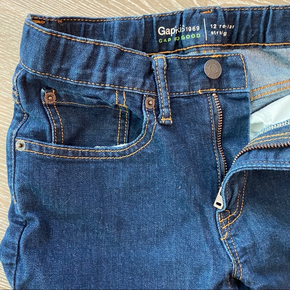 Boys GAP Straight Fit Jeans - Picture 4 of 10